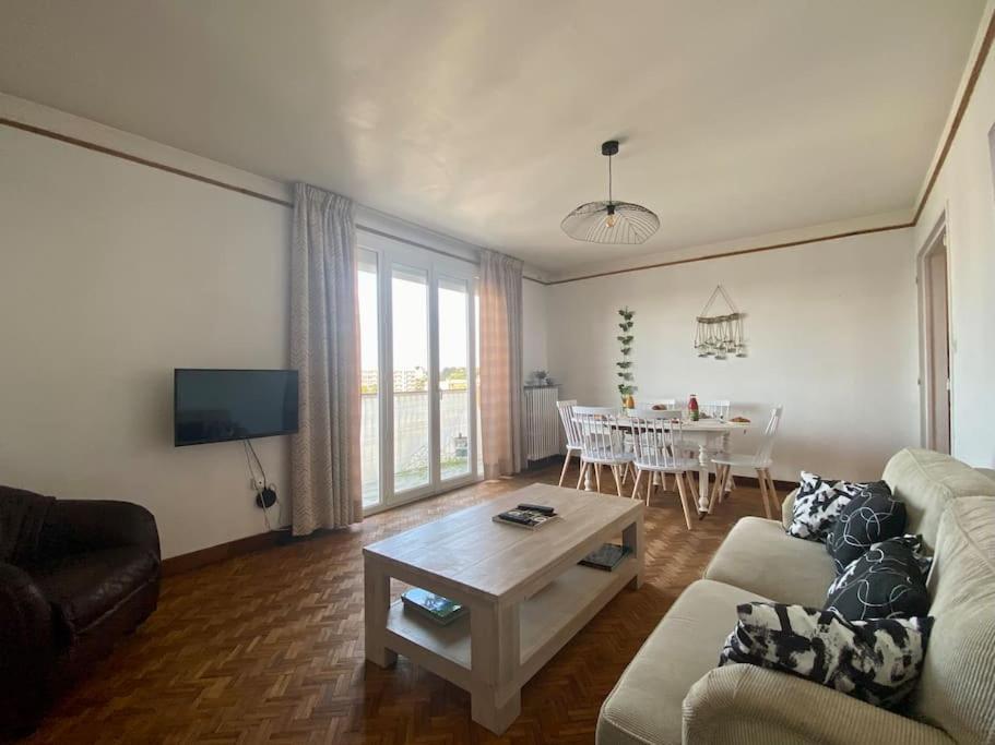 Le Buffel - Appartement 4 Chambres, Parking, Wi-Fi, Tram - 8Pers Montpellier Luaran gambar